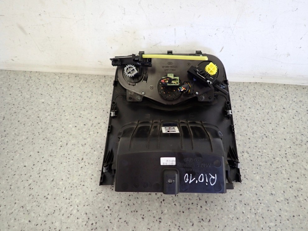 KIA RIO II 05-10 PANEL STEROWANIA NAWIEWU KLIMATYZACJI 5/6