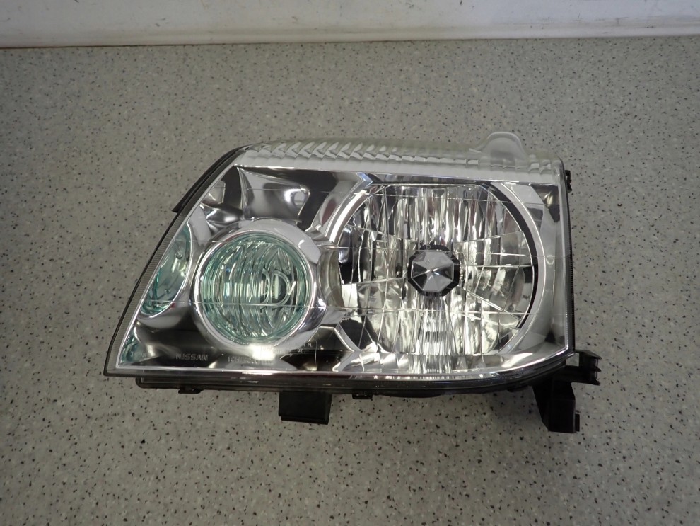 NISSAN XTRAIL T30 LAMPA PRZEDNIA LEWA REFLEKTOR LEWY EUROPA 2/10