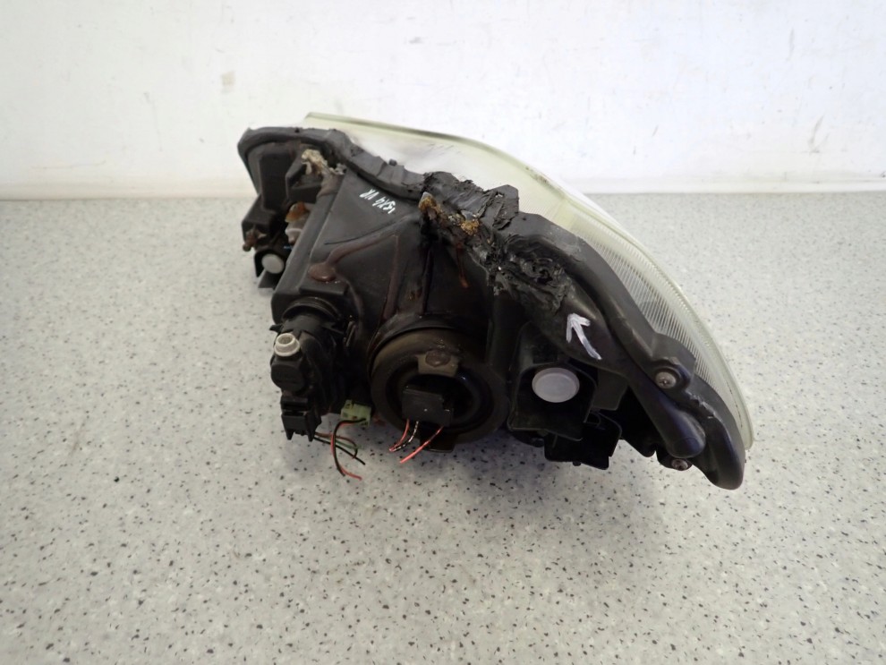 SUZUKI SX4 FIAT SEDICI 06-13 LAMPA PRZEDNIA PRAWA REFLEKTOR 9/14