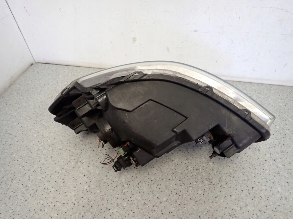 SUZUKI SX4 FIAT SEDICI 06-13 LAMPA PRZEDNIA PRAWA REFLEKTOR 13/14