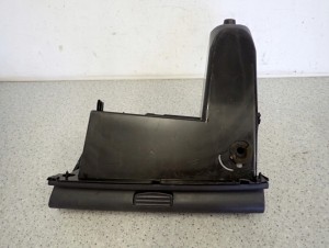 MITSUBISHI COLT CZ3 04- SCHOWEK PASAŻERA 6/8 MINIATURA