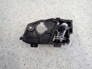 KIA RIO III HB 11-14 KLAMKA WEWNĘTRZNA TYLNA LEWA 3/3 MINIATURA