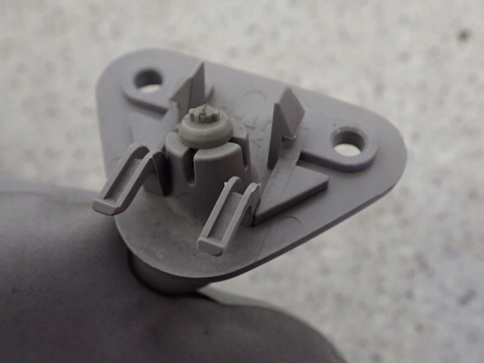 MITSUBISHI LANCER VII 04-07 DASZEK PRZECIWSŁONECZNY LEWY 7/8