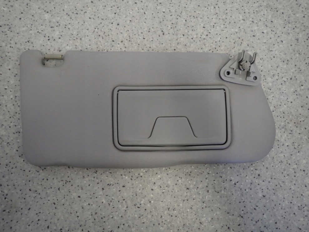 MITSUBISHI LANCER VII 04-07 DASZEK PRZECIWSŁONECZNY PRAWY 1/5