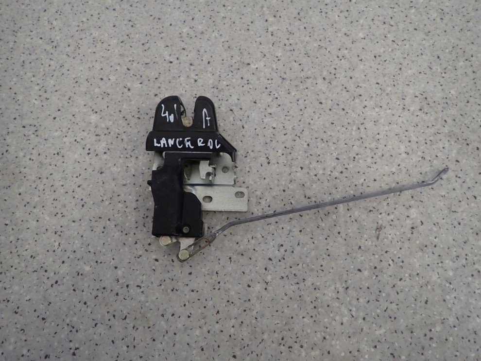 MITSUBISHI LANCER VII 4D SEDAN 04- ZAMEK KLAPY BAGAŻNIKA 1/5