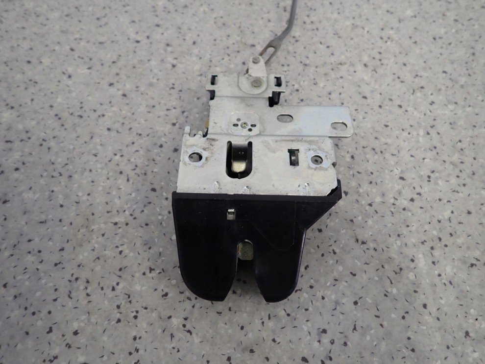 MITSUBISHI LANCER VII 4D SEDAN 04- ZAMEK KLAPY BAGAŻNIKA 4/5