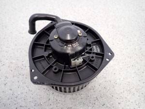 MITSUBISHI LANCER VII 04-07 WENTYLATOR DMUCHAWA NAGRZEWNICY 1/5 MINIATURA