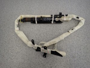 MITSUBISHI LANCER VII 4D SEDAN 04-07 KURTYNA LEWA 1/5 MINIATURA