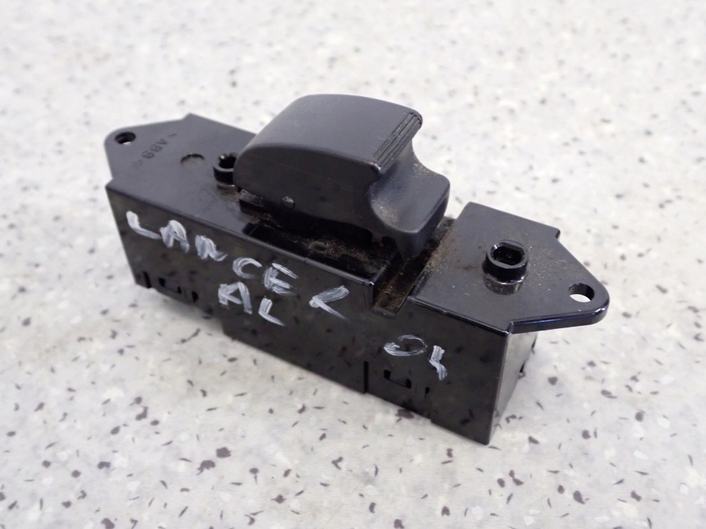 MITSUBISHI LANCER VII 04-07 PANEL SZYB TYLNY LEWY PRZEŁĄCZNIK 1/3