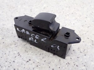 MITSUBISHI LANCER VII 04-07 PANEL SZYB TYLNY LEWY PRZEŁĄCZNIK 1/3 MINIATURA