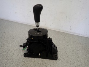 SUZUKI SWIFT MK6 1.3i AUTOMAT 05- LEWAREK GAŁKA ZMIANY BIEGÓW 2/9 MINIATURA