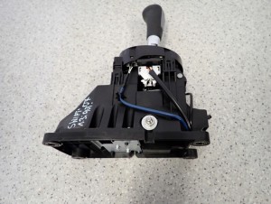 SUZUKI SWIFT MK6 1.3i AUTOMAT 05- LEWAREK GAŁKA ZMIANY BIEGÓW 9/9 MINIATURA