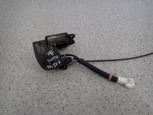 COROLLA E12 KOMBI 02-07 ZAMEK KLAPY BAGAŻNIKA 2/6 MINIATURA