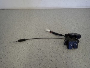 COROLLA E12 KOMBI 02-07 ZAMEK KLAPY BAGAŻNIKA 3/6 MINIATURA