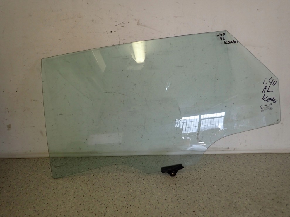 HYUNDAI i40 KOMBI 11-15 SZYBA TYLNA LEWA 1/2