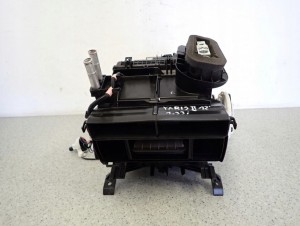 TOYOTA YARIS II 06-11 OBUDOWA NAGRZEWNICY NAGRZEWNICA 2/9 MINIATURA