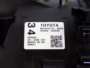 TOYOTA YARIS II 06-11 OBUDOWA NAGRZEWNICY NAGRZEWNICA 9/9 MINIATURA