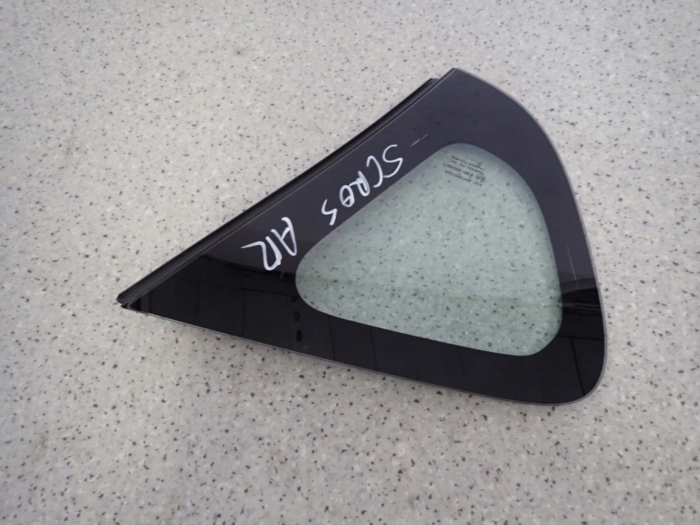 SUZUKI SX4 S-CROSS 13- SZYBA TYLNA PRAWA KAROSERYJNA 2/6