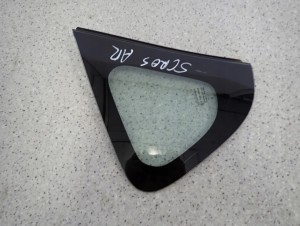 SUZUKI SX4 S-CROSS 13- SZYBA TYLNA PRAWA KAROSERYJNA 5/6 MINIATURA