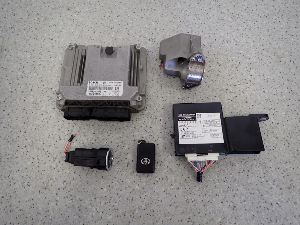 TOYOTA YARIS II 06-11 1.4 D4D ZESTAW STARTOWY KOMPUTER STACYJKA 1/6