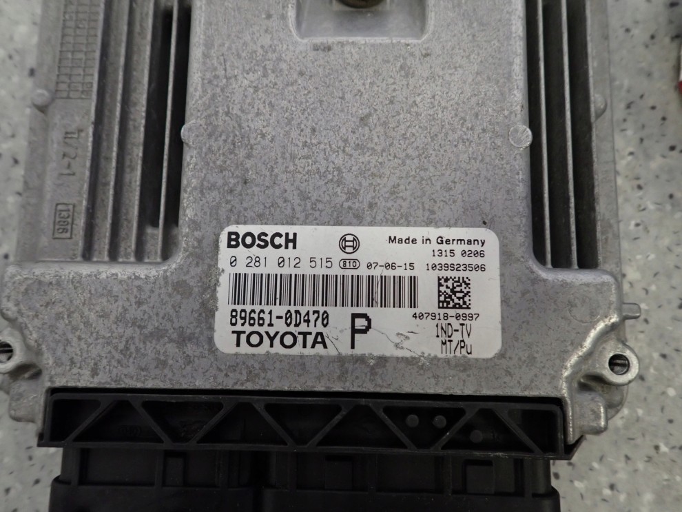 TOYOTA YARIS II 06-11 1.4 D4D ZESTAW STARTOWY KOMPUTER STACYJKA 2/6