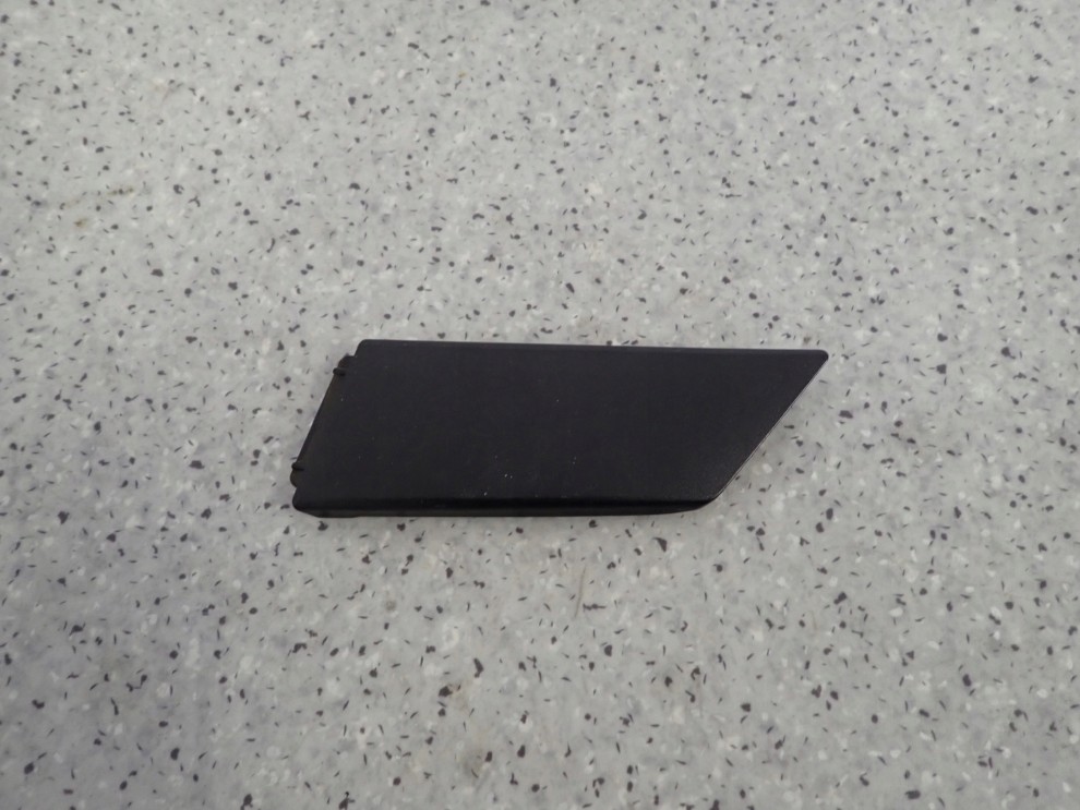 TOYOTA YARIS II 06- ZAŚLEPKA LISTWA DRZWI PRZEDNIA PRAWA 2/3