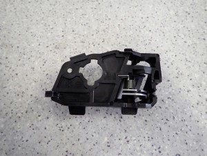 KIA RIO III HB 11-14 KLAMKA WEWNĘTRZNA PRZEDNIA LEWA 4/4 MINIATURA