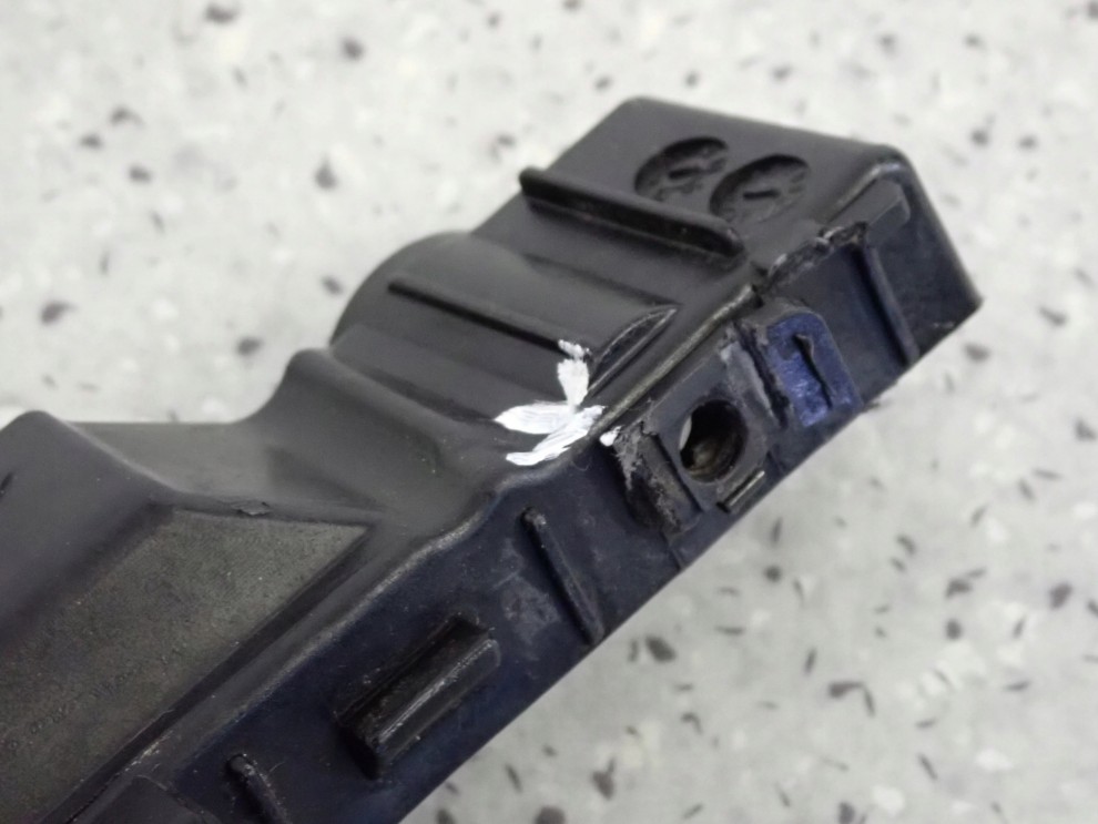 KIA RIO III HB 11-14 ŚLIZG ZDERZAKA PRZEDNI PRAWY 2/4