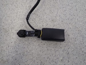 KIA RIO III HB 11-14 ZAPINKA PASA BEZPIECZEŃSTWA PRZEDNIA PRAWA 3/4 MINIATURA