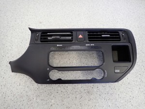 KIA RIO III HB 11-14 KRATKA NAWIEWU ŚRODKOWA 1/7 MINIATURA