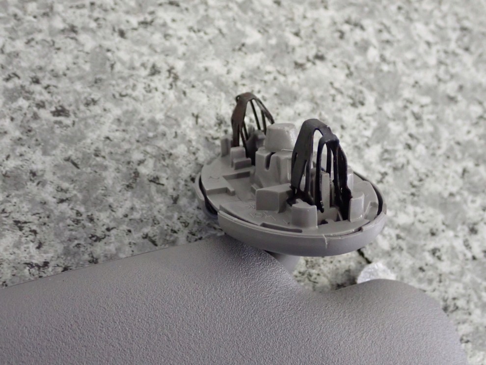 TOYOTA YARIS II 06-11 DASZEK PRZECIWSŁONECZNY LEWY 3/3