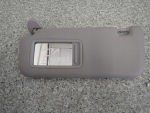 TOYOTA YARIS II 06-11 DASZEK PRZECIWSŁONECZNY LEWY 1/3 MINIATURA