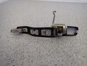 MITSUBISHI LANCER VII 04- KLAMKA DRZWI TYLNA PRAWA 4/4 MINIATURA