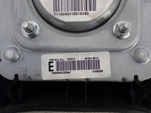 TOYOTA AVENSIS T25 02-07 PODUSZKA KIEROWCY KIEROWNICY EUROPA 5/6 MINIATURA