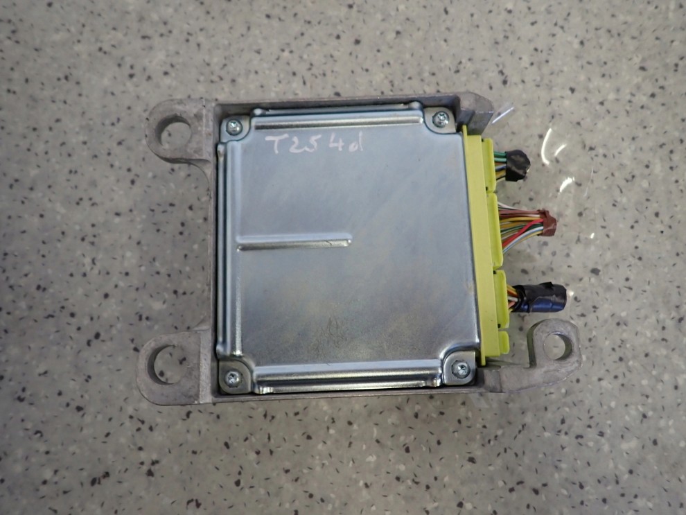 TOYOTA AVENSIS T25 02-07 STEROWNIK PODUSZEK POWIETRZNYCH WYZWALACZ 3/3