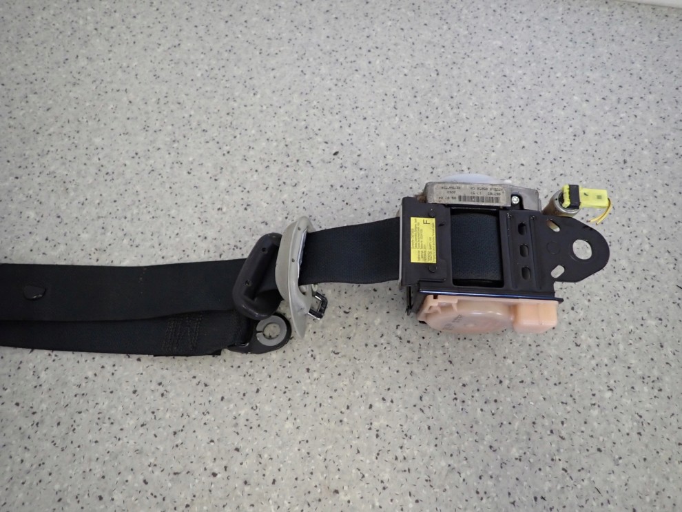 TOYOTA AVENSIS T25 02-07 PAS BEZPIECZEŃSTWA PRZEDNI PRAWY 4/5