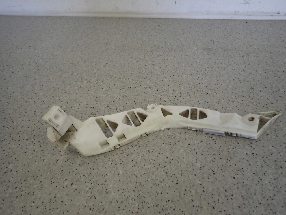 MAZDA 3 MAZDA3 HB 03- ŚLIZG ZDERZAKA TYLNY PRAWY 1/6