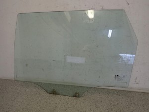 CHEVROLET LACETTI NUBIRA 03-09 SZYBA TYLNA LEWA 2/2 MINIATURA