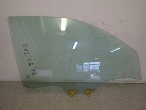 NISSAN MICRA K12 03-10 SZYBA DRZWI PRZEDNIA PRAWA