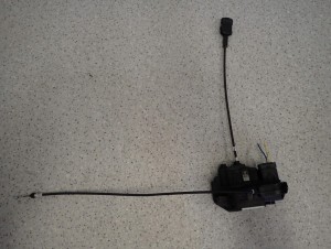 NISSAN MICRA K12 03-10 ZAMEK DRZWI TYLNY PRAWY