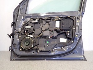 MAZDA2 MAZDA 2 DY 02-07 DRZWI PRZEDNIE PRAWE 11/11 MINIATURA