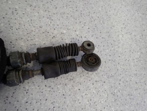 KIA CARENS II 2.0D 02-06 LINKI ZMIANY BIEGÓW 3/6 MINIATURA