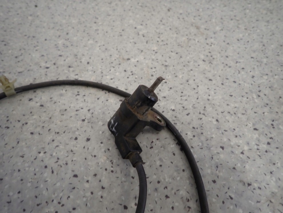 SUZUKI IGNIS 04-08 CZUJNIK ABSU TYLNY LEWY 2WD 3/5