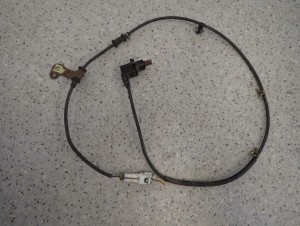 SUZUKI IGNIS 04-08 CZUJNIK ABSU TYLNY PRAWY 2WD 5/5 MINIATURA