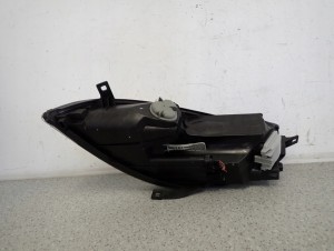 MITSUBISHI COLT 03-08 REFLEKTOR PRAWY LAMPA PRZÓD 8/8 MINIATURA