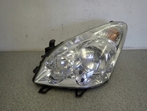 TOYOTA COROLLA VERSO 07- LAMPA PRZEDNIA LEWA REFLEKTOR LEWY 1/9 MINIATURA