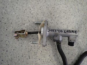 HONDA JAZZ II BENZYNA 02-07 POMPA POMPKA SPRZĘGŁA 2/4 MINIATURA