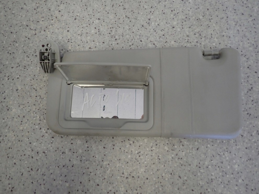 SUZUKI ALTO 09-13 DASZEK PRZECIWSŁONECZNY PRZEDNI LEWY 2/4