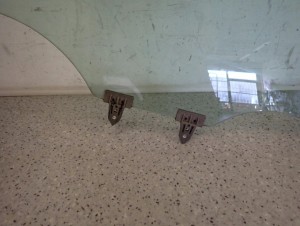 NISSAN MICRA K12 03-10 SZYBA DRZWI PRZEDNIA LEWA 2/3 MINIATURA