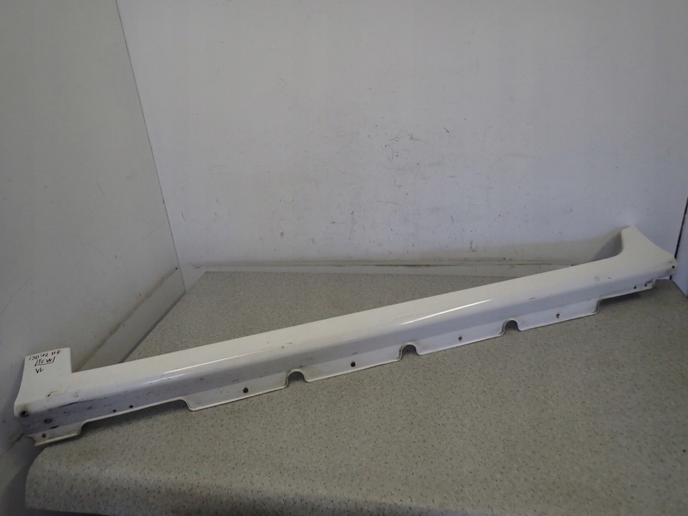 HYUNDAI i30 HB 07-11 LISTWA PROGOWA LEWA TCW 1/12